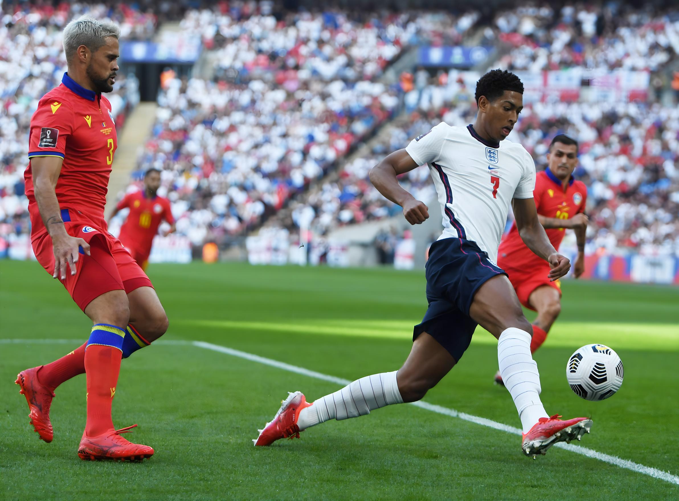 在呼吁更多 在呼吁更多